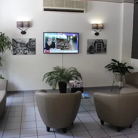 Hotel The Originals City, Gambetta,