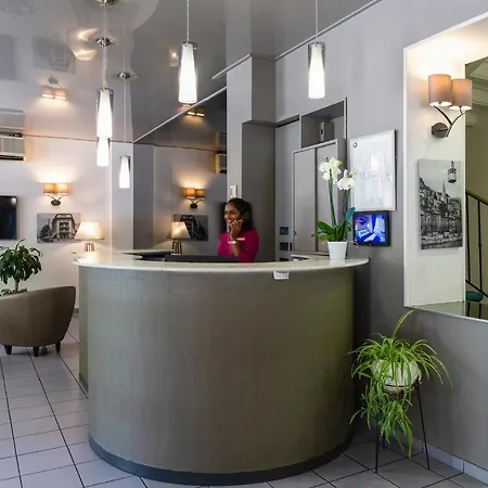 Hotel The Originals City, Gambetta,