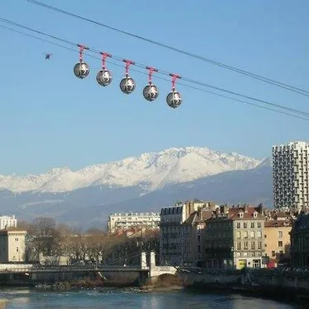 Готель The Originals City, Gambetta, 3*