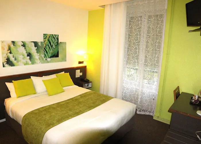 Hotel The Originals City, Gambetta,