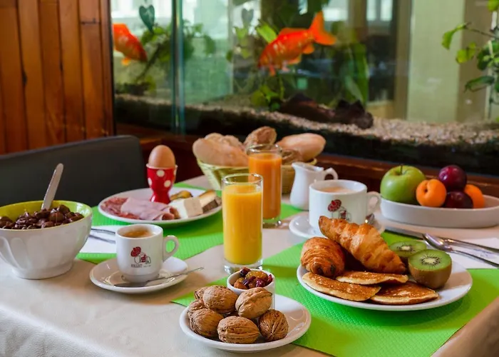 The Originals City, Gambetta, Hotel 3*